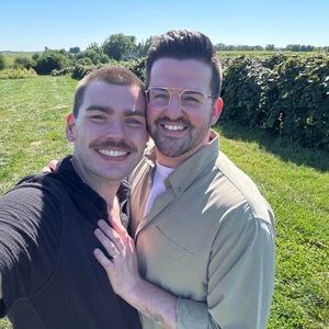 Meet your Posher, Hal